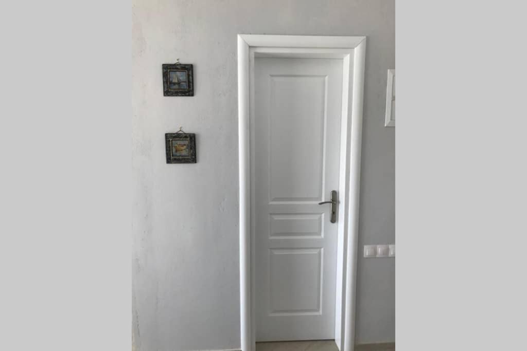 Sea View Apartment *